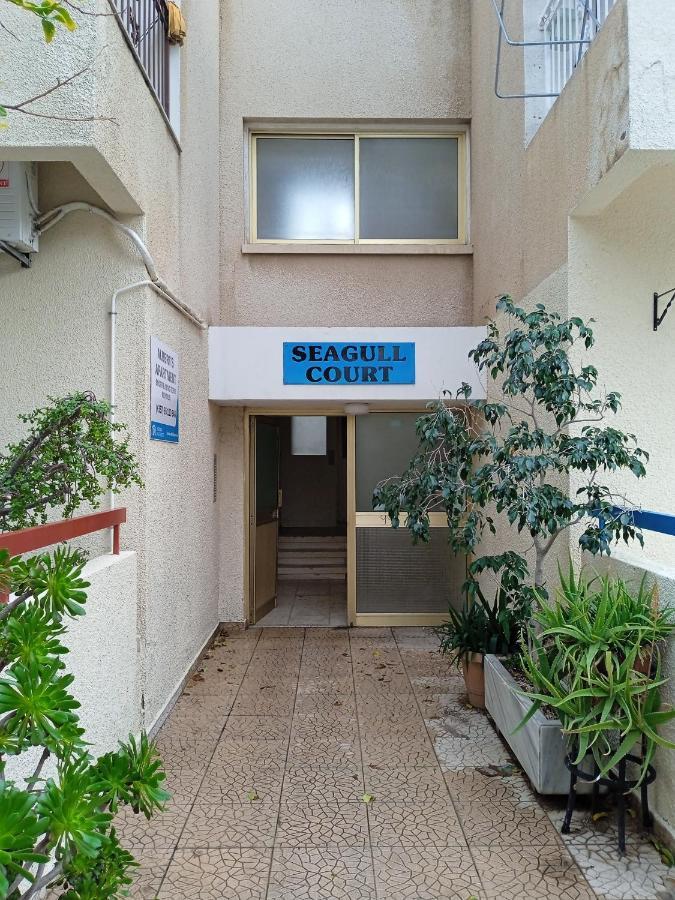 Lovely 2 Bed Apartment In Larnaca City Centre Esterno foto